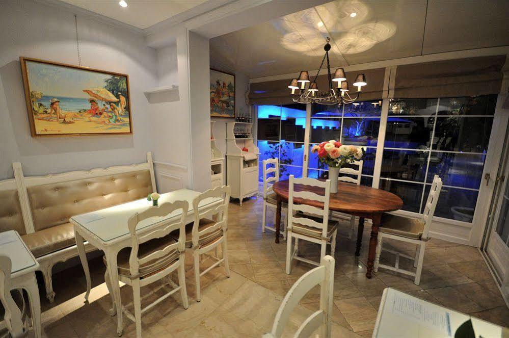Hotel De Provence 3*